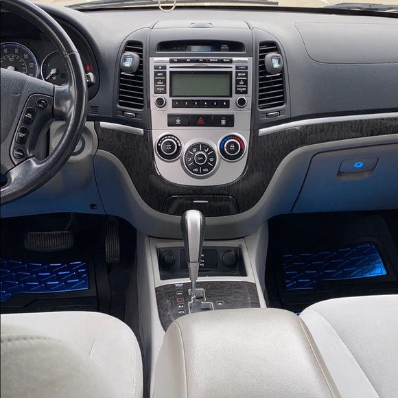 GREAT DEALS ON VEHICLES!!! - Picture 4 of 9